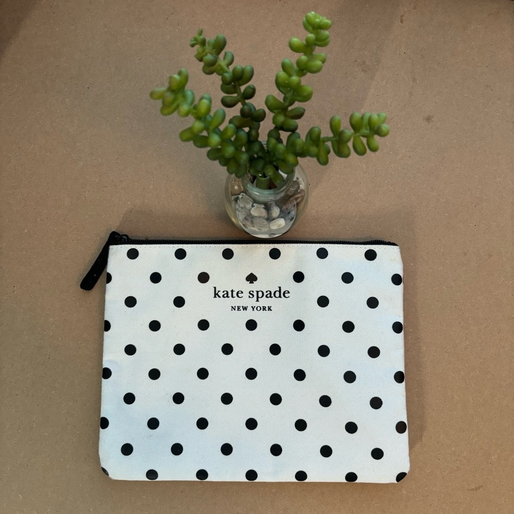 ⚡️SALE⚡️Kate Spade Polka Dot Cosmetic Bag
